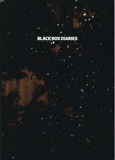 「Black Box Diaries」パンフレット